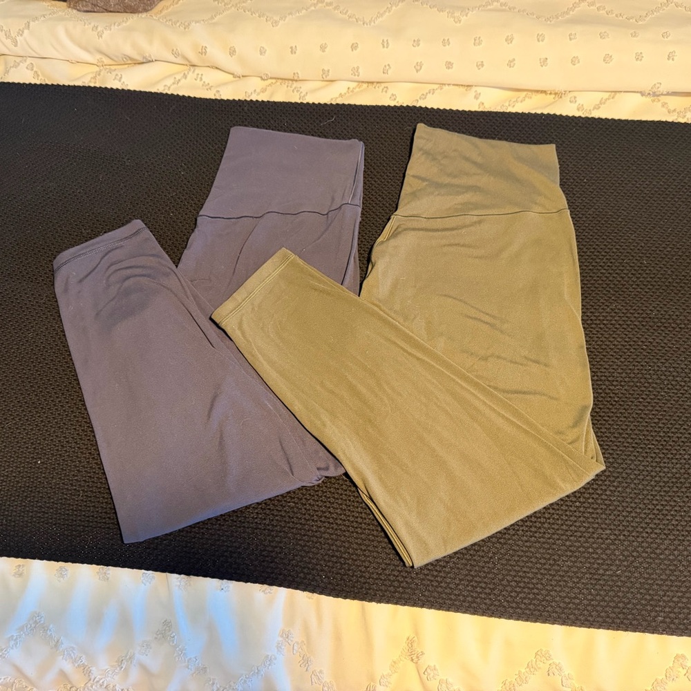 Everyday High-Waist Leggings in Olive Green & Slate Blue